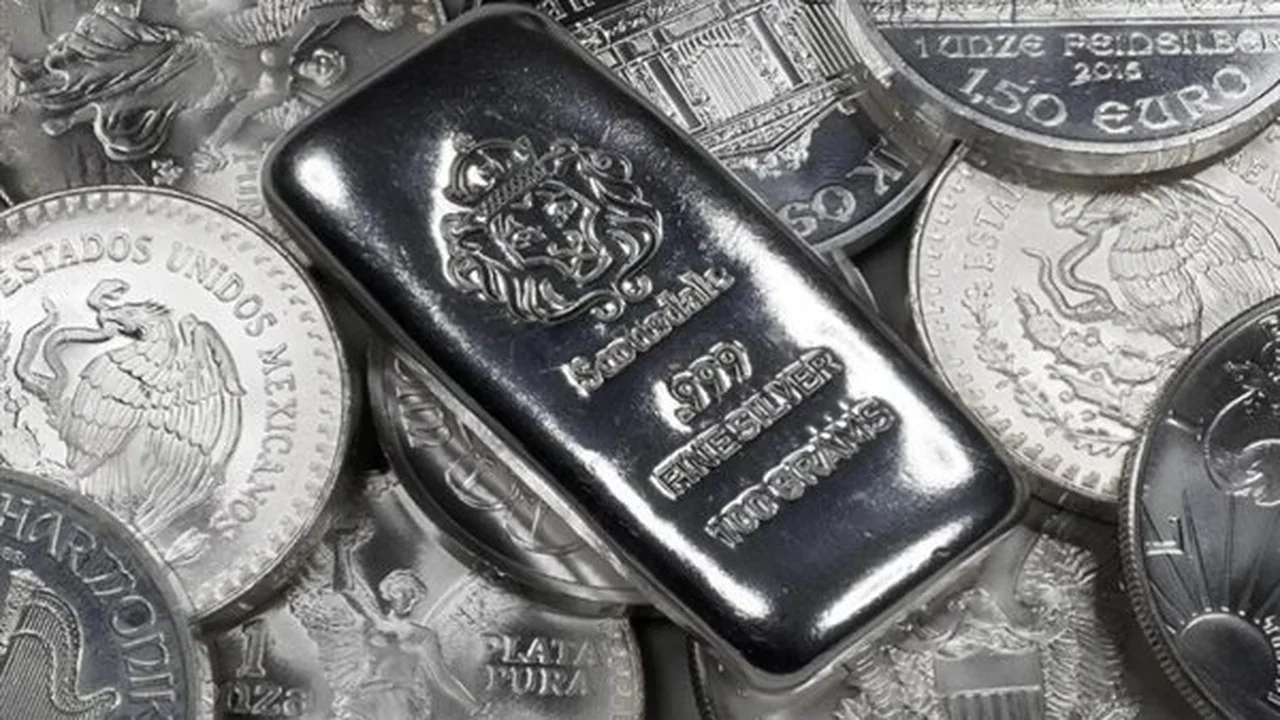 تحرك جديد بالأسواق.. سعر الفضة يسجل مستويات غير مسبوقة خلال التعاملات المسائية اليوم الاثنين